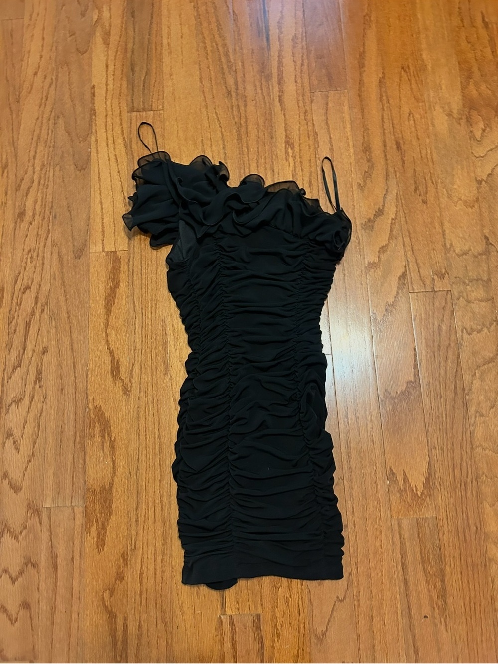 L.N. San Francisco Stretchy Black Ruched Mini Dress Women’s Dress 1 Shoulder - Picture 2 of 8